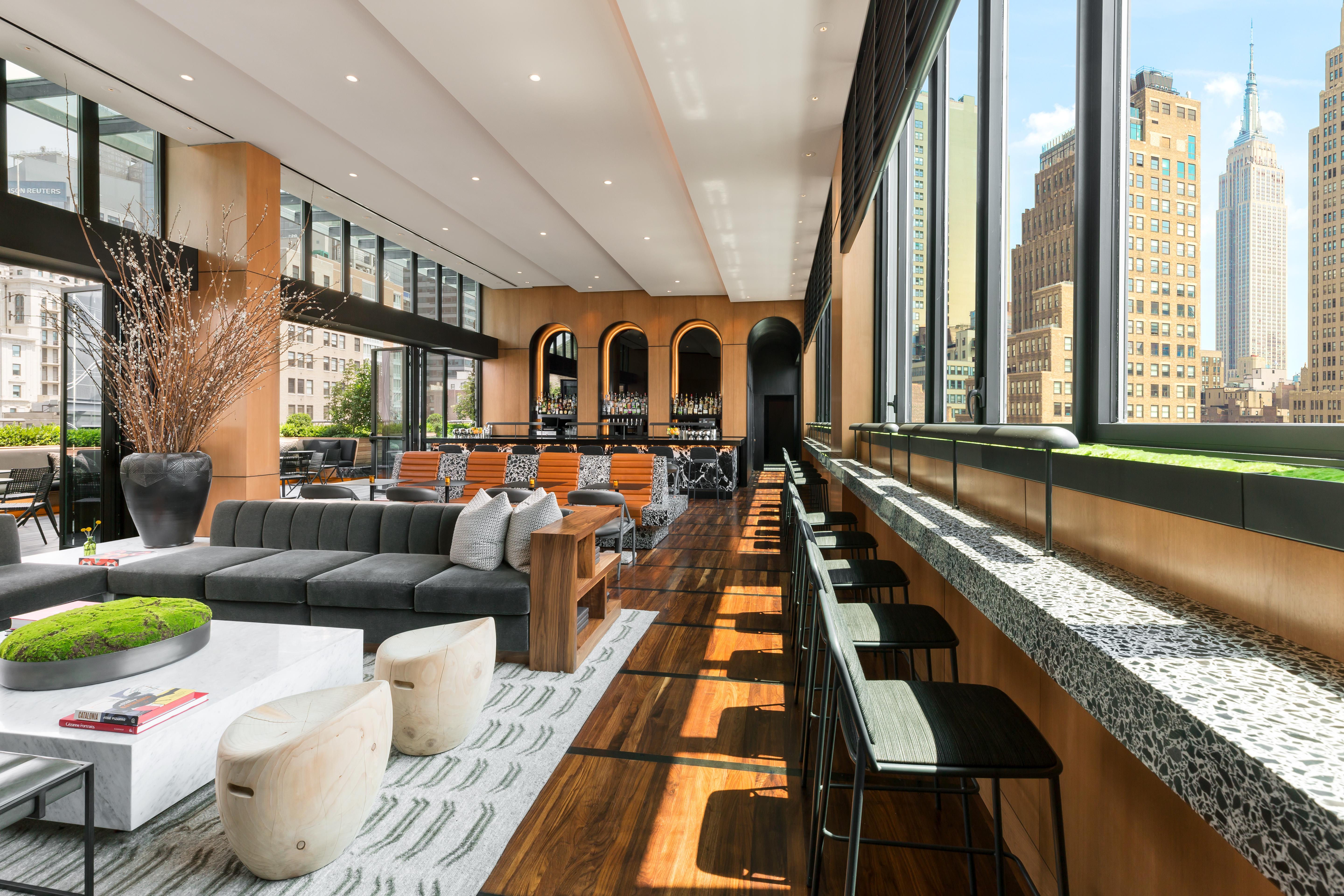 Ac Hotel By Marriott New York Times Square Екстер'єр фото