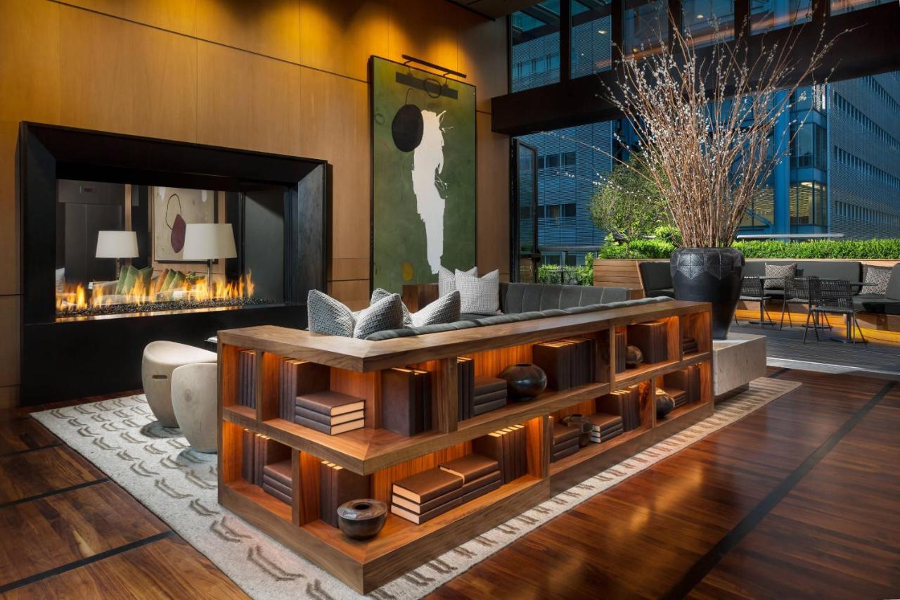 Ac Hotel By Marriott New York Times Square Екстер'єр фото