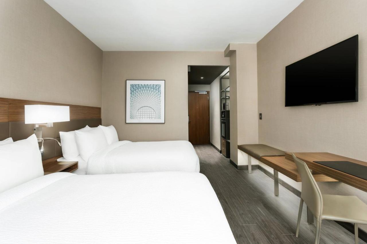 Ac Hotel By Marriott New York Times Square Екстер'єр фото