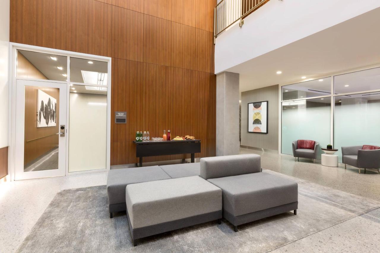 Ac Hotel By Marriott New York Times Square Екстер'єр фото